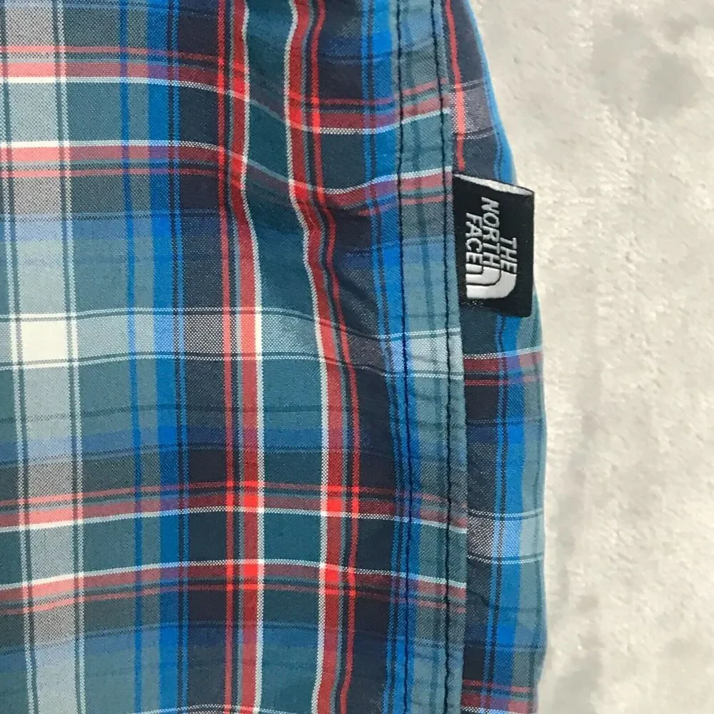 The North Face Shirt Mens Large Blue Red Short Sleeve Button Up Hiking Outdoors